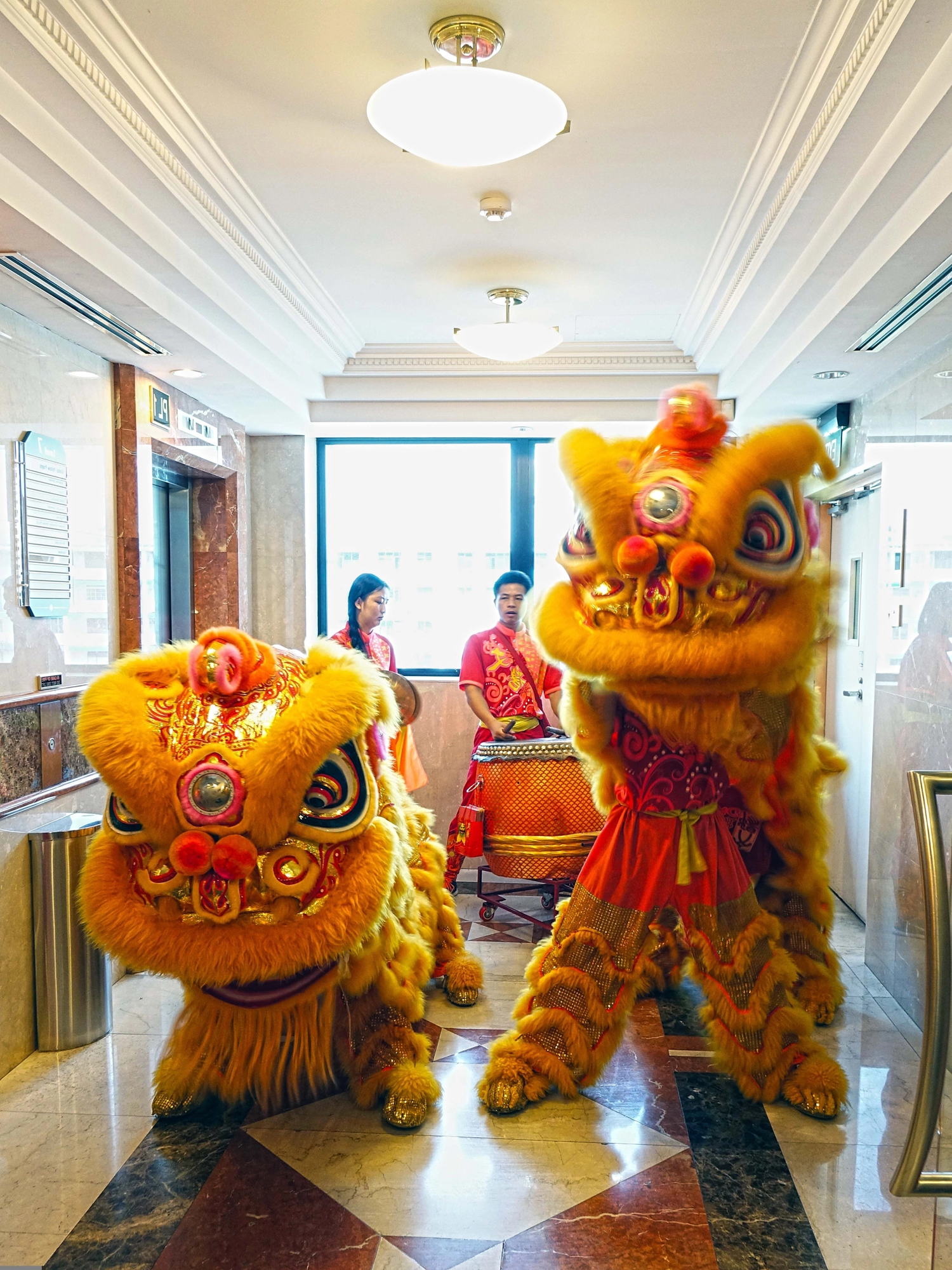 khai trương múa lân